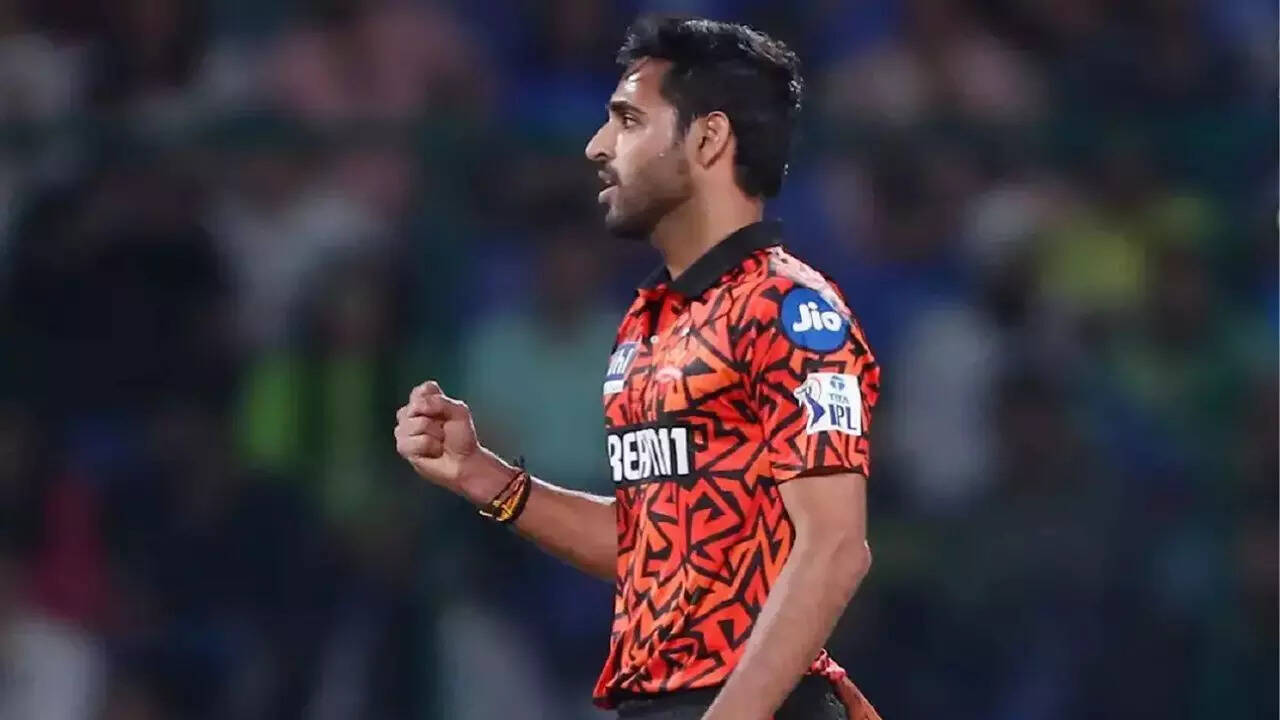 भुवनेश्वर कुमार की भी उम्र ज्यादा