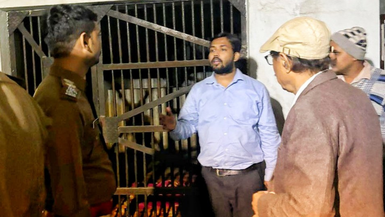 क्या है छात्रों की मांग