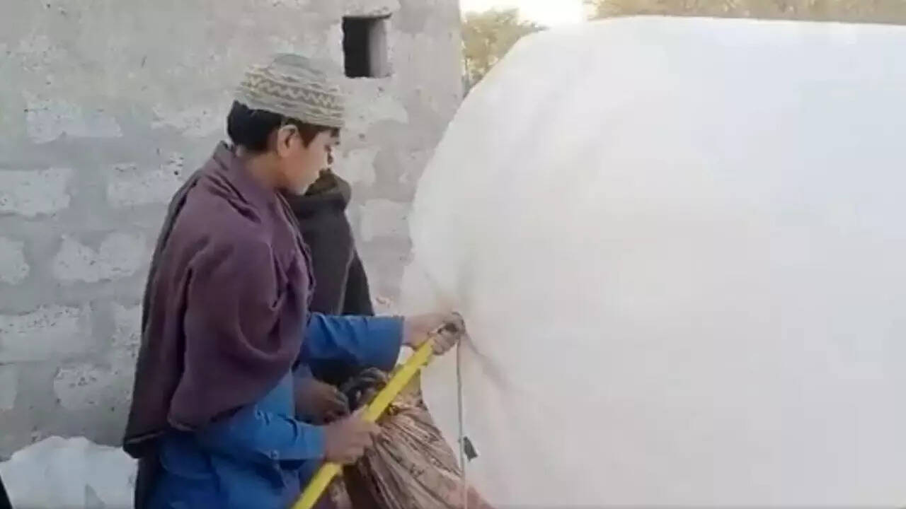क्यों प्लास्टिक बैग में मिल रही है गैस