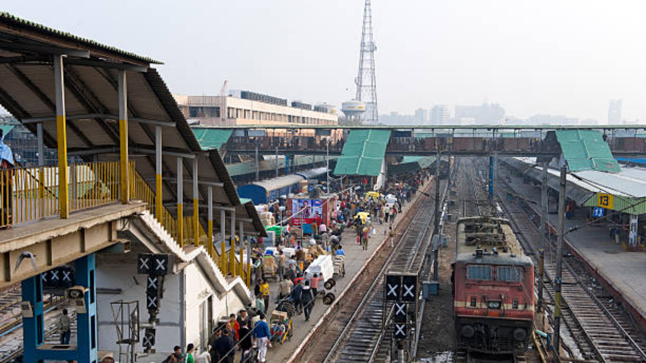 बिहारशरीफ रेलवे स्टेशन को एक नई पहचान