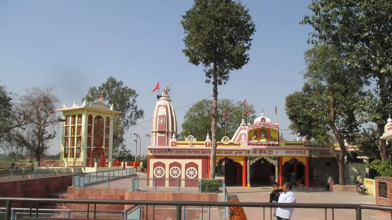 भीष्म अष्टमी पर आते हैं श्रद्धालु