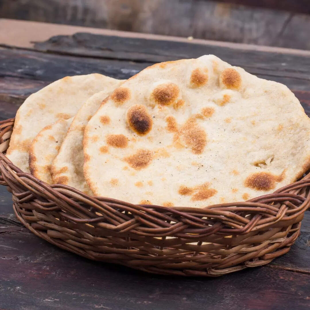 बासी रोटी होती है सुपाच्य