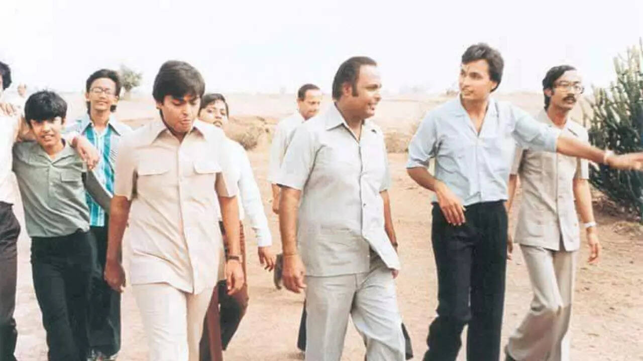 100 से अधिक देश
