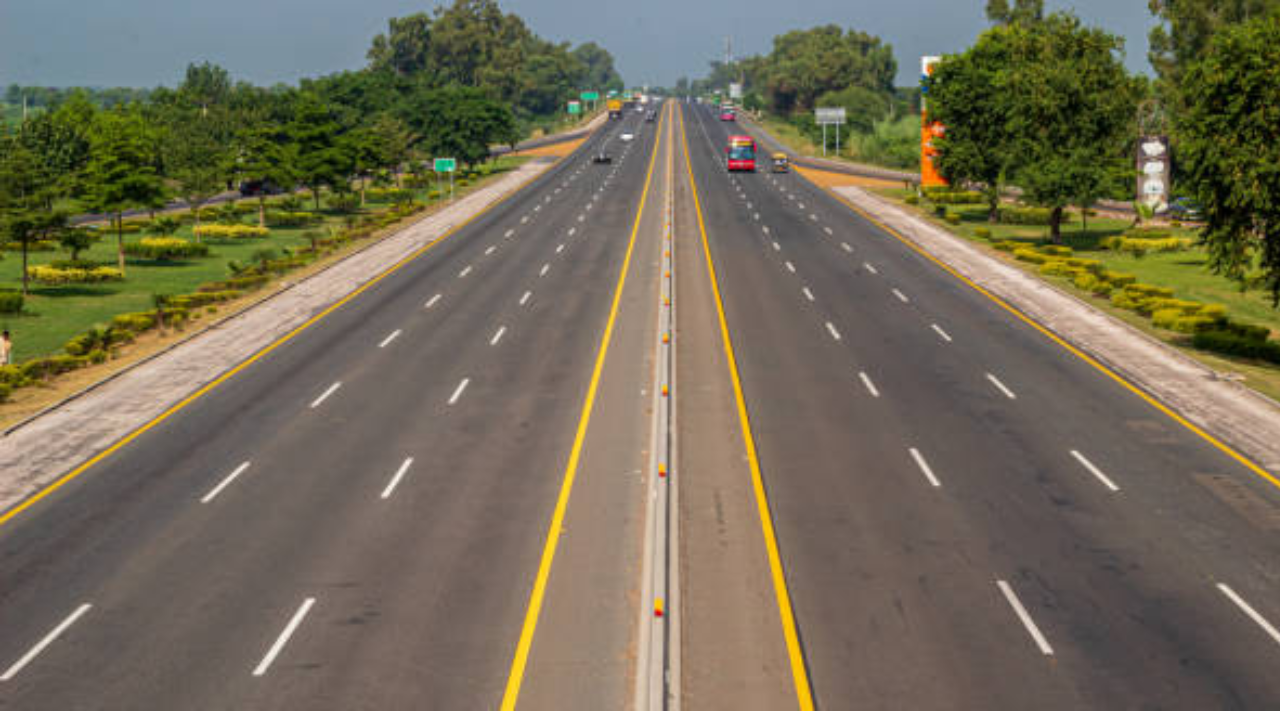 दिल्ली-अमृतसर-कटरा एक्सप्रेसवे Delhi-Amritsar-Katra Expressway