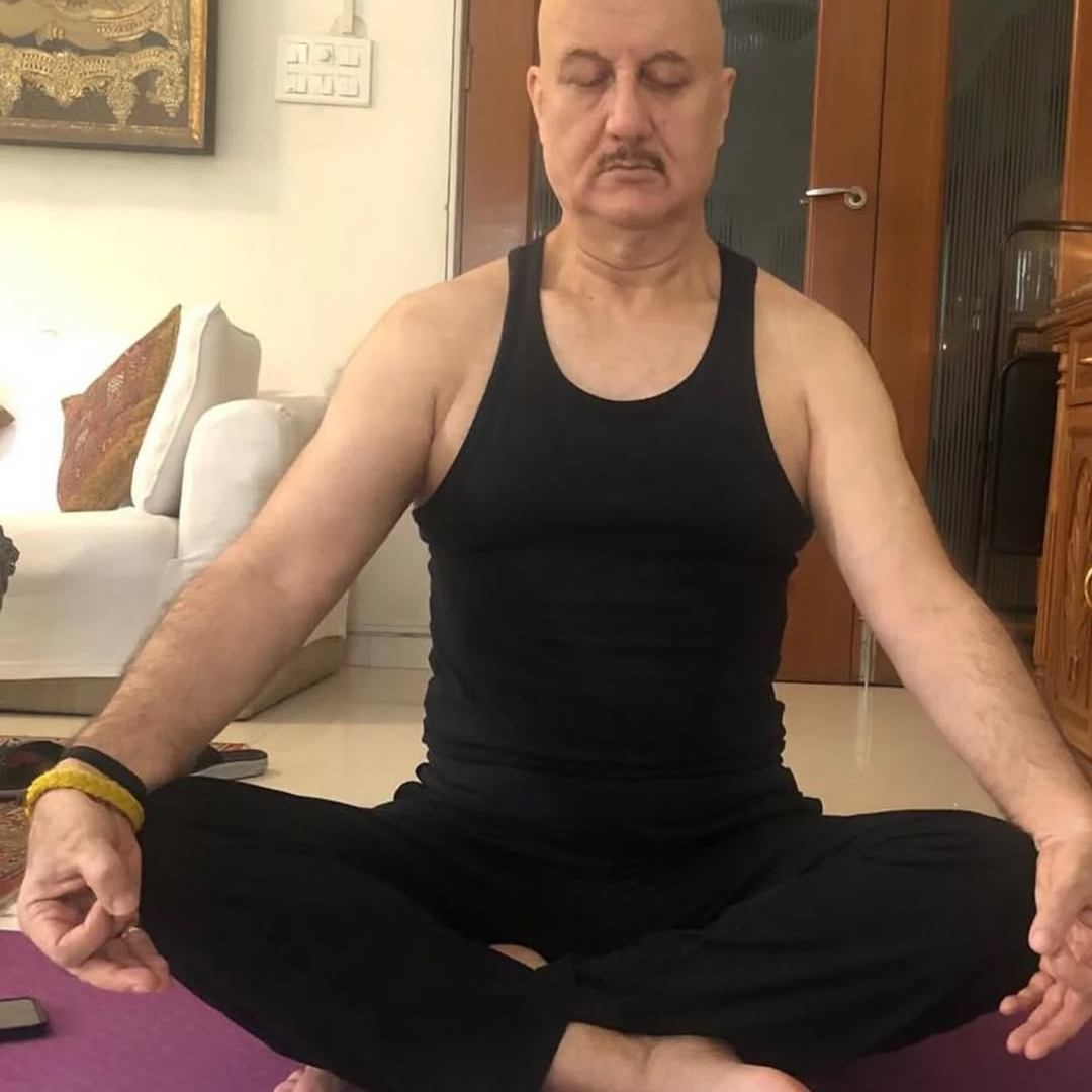 अनुपम खेर
