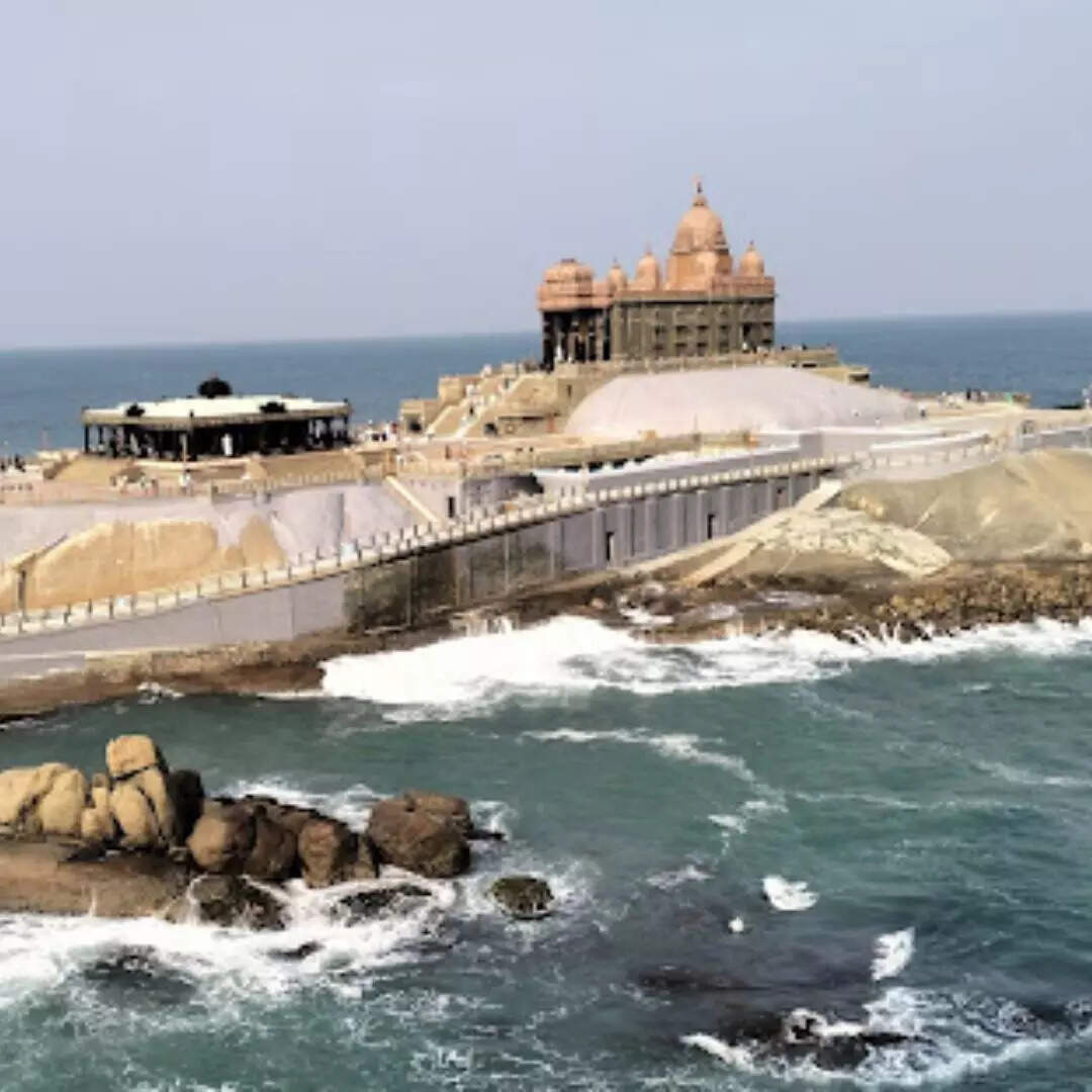 कई धार्मिक स्थल