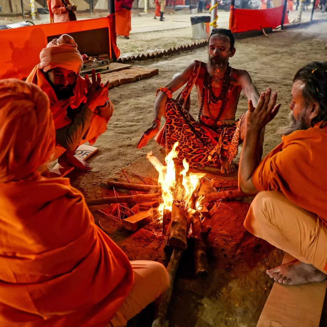 बुकिंग से रिलेटेड जानकारी