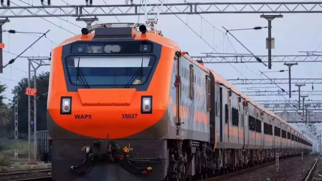 अमृत भारत हुए कई सुधार