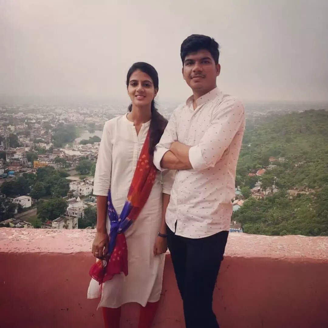 सागर जिले के रहने वाले