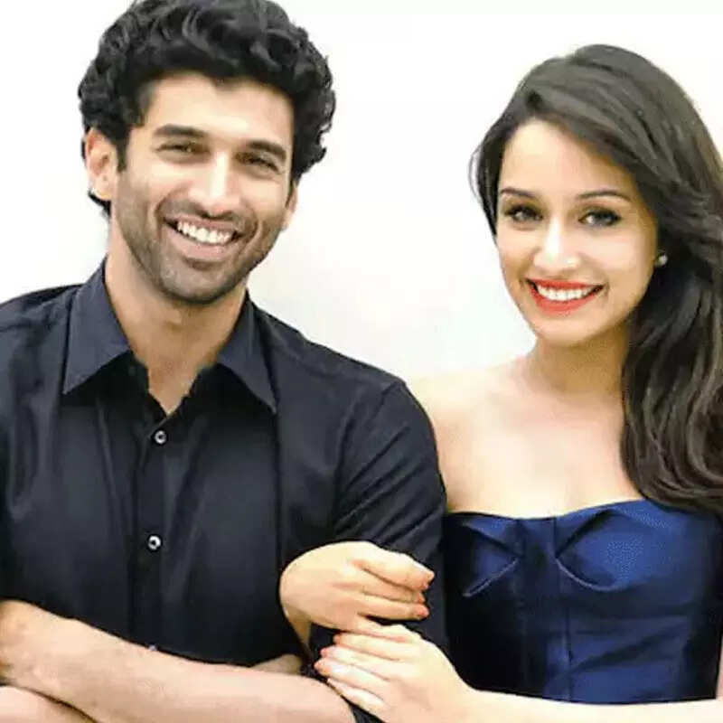 आदित्य रॉय कपूर (Shraddha Kapoor Affair With Aditya Roy Kapur)