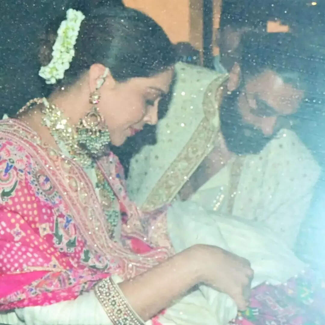 गोद में 1 महीने की दुआ 