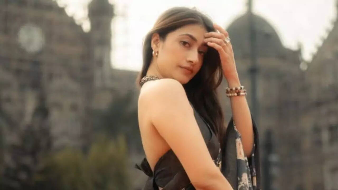 कितनी है धनश्री की हाइट