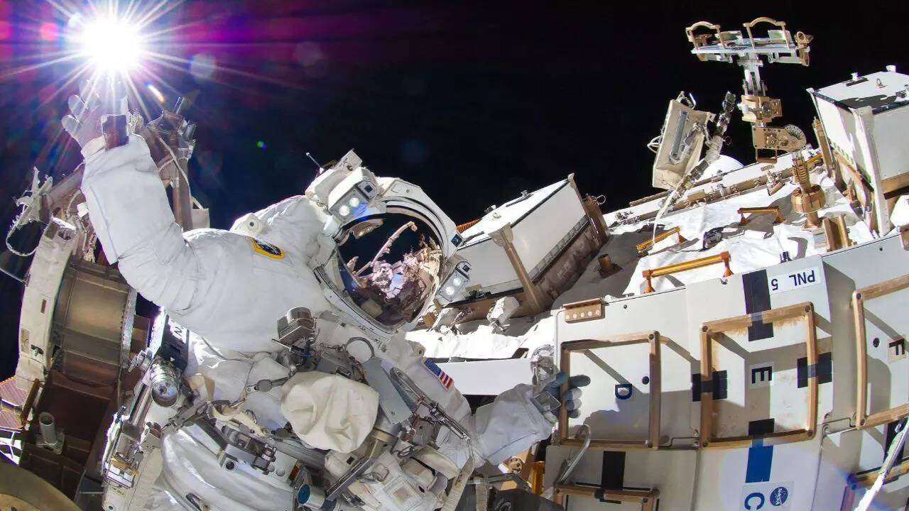 ISS की कमान संभाल रहीं सुनीता 