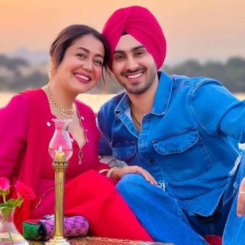 नेहा कक्कड़-रोहनप्रीत सिंह Neha Kakkar-Rohan Preet Singh