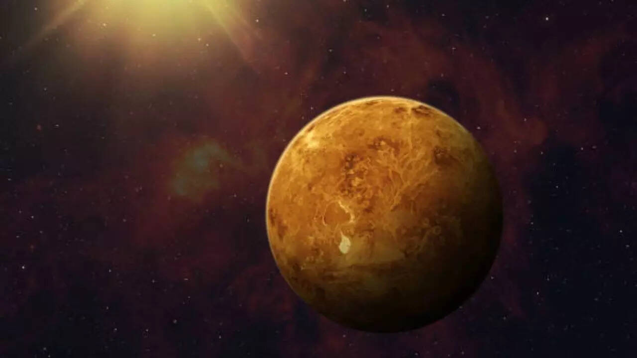 बुध से भी ज्यादा गर्म कौन सा ग्रह है?