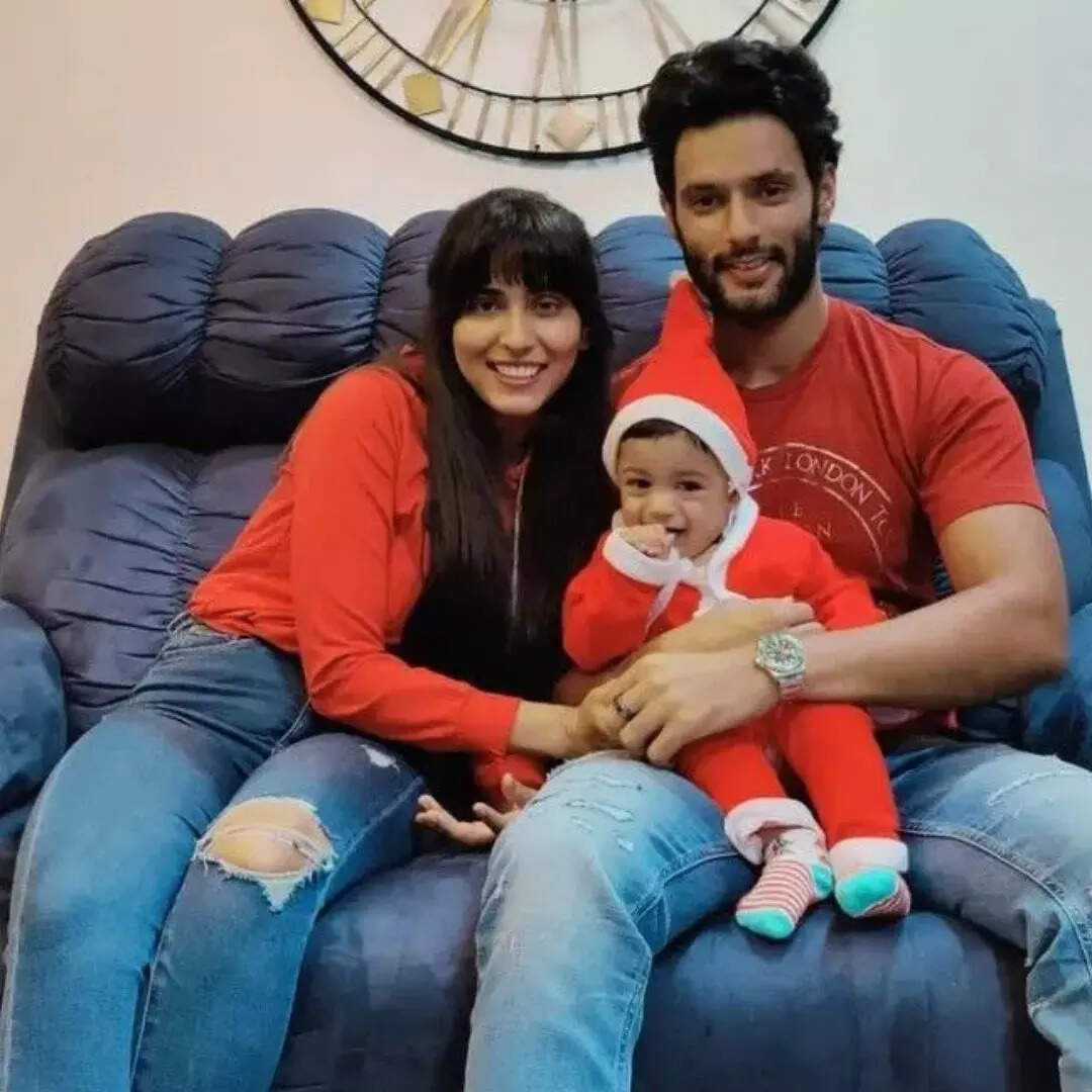 शादी के लिए बेले पापड़