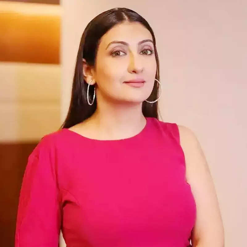 जूही परमार (Juhi Parmar)