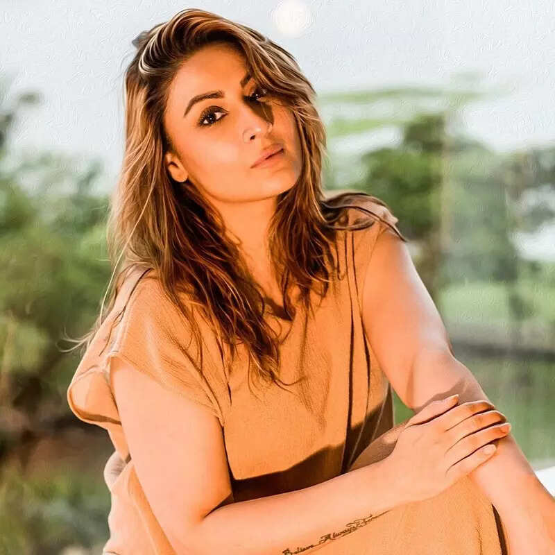 उर्वशी ढोलकिया (Urvashi Dholakia)