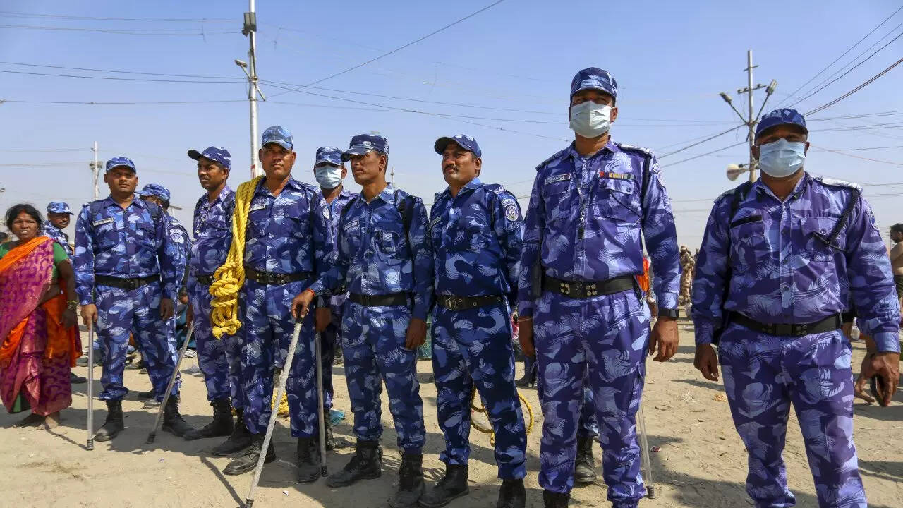 हर रोज 144 करोड़ श्रद्धालु महाकुम्भ स्नान कर रहे