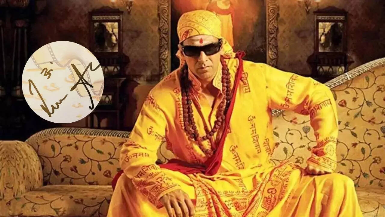 ओम शब्द के साथ लिखने की करते हैं शुरुआत
