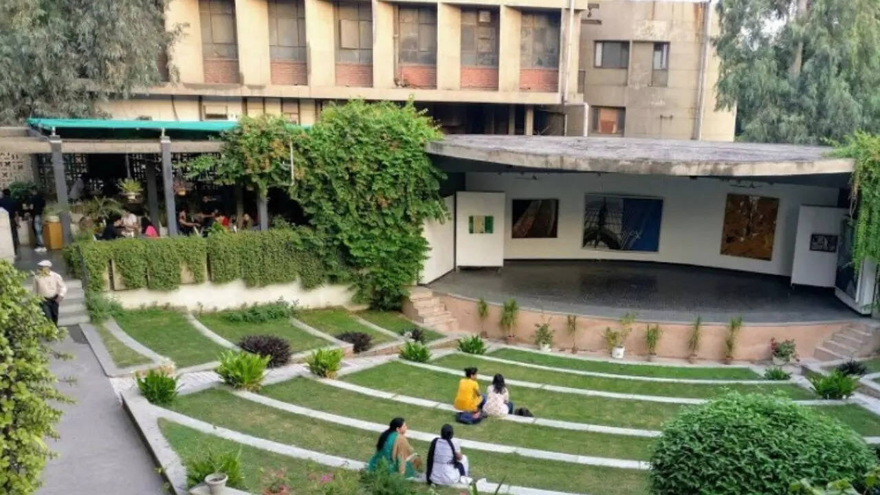 त्रिवेणी कैफे Triveni Cafe