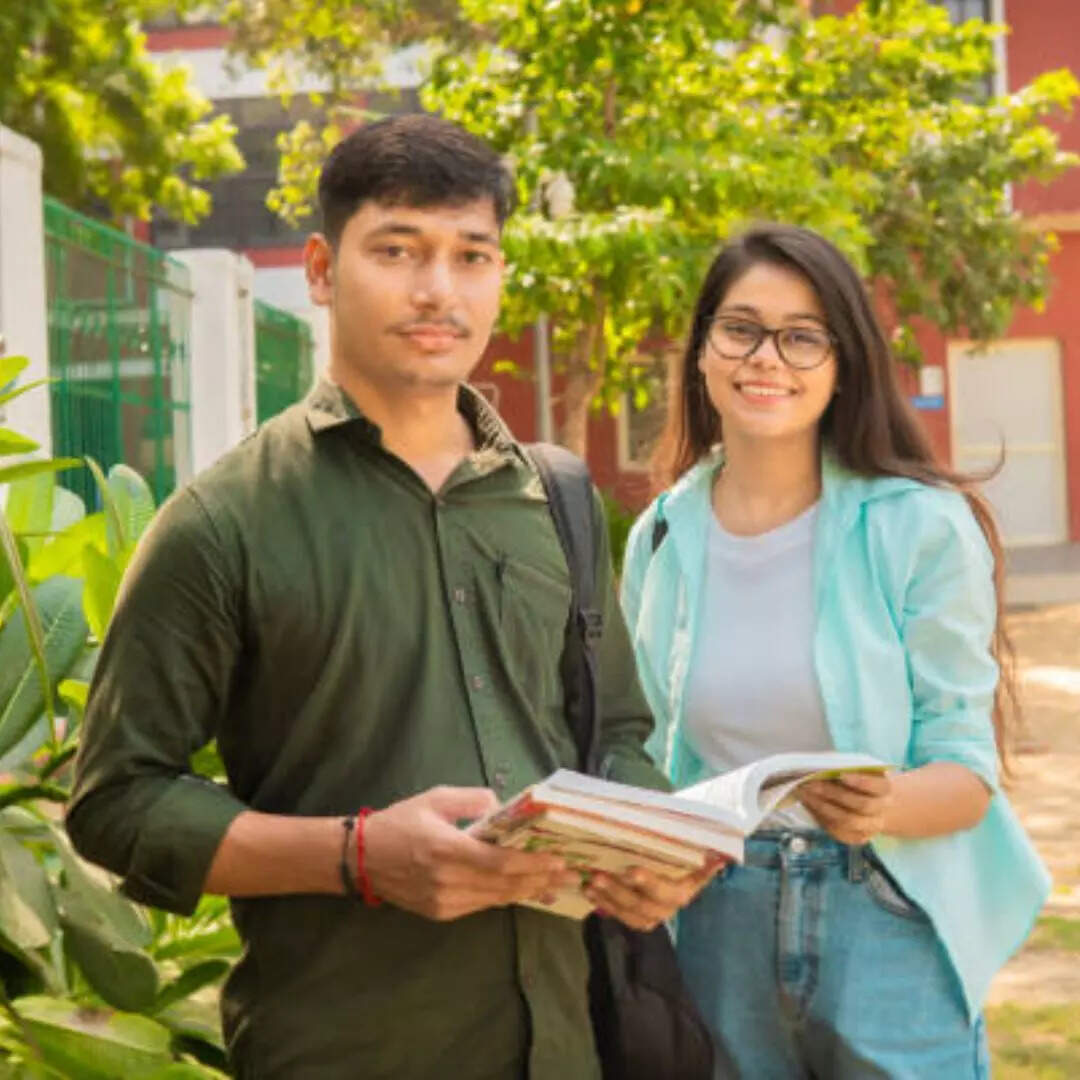 हार्डवेयर एंड नेटवर्किंग में डिप्लोमा