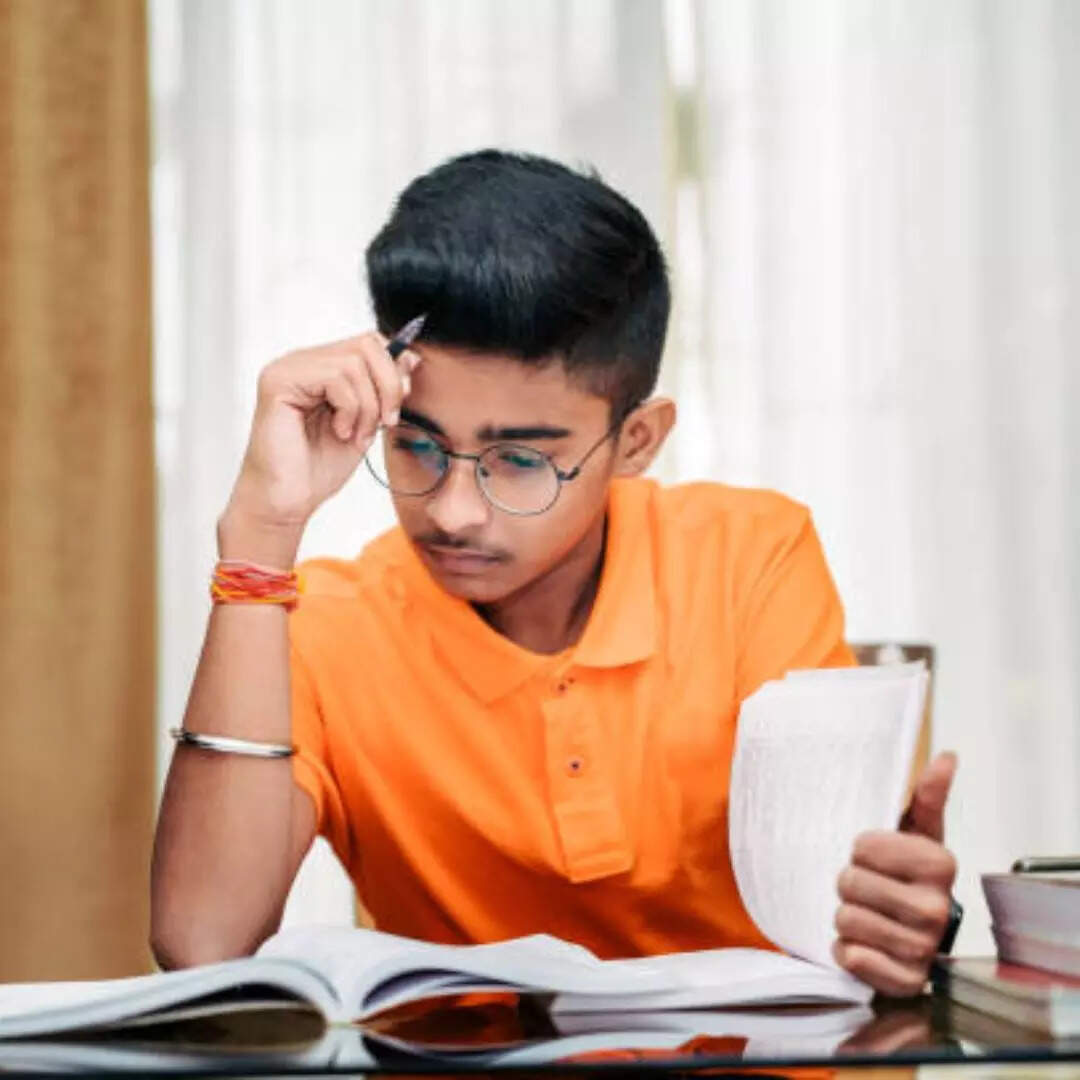 लिखकर याद करें