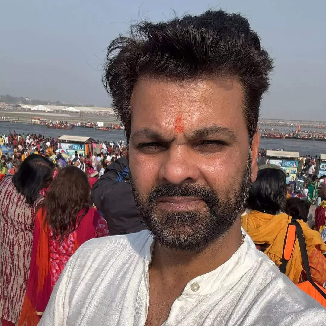 आरसीपी सिंह ने लगाई डुबकी