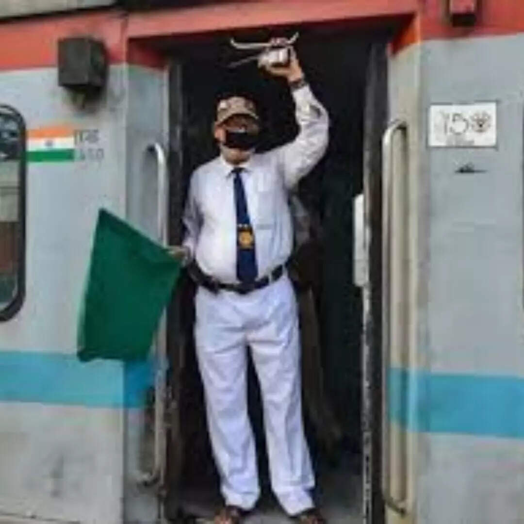 कैसे पता चलता है एक्सप्रेस या मालगाड़ी कौन सी है