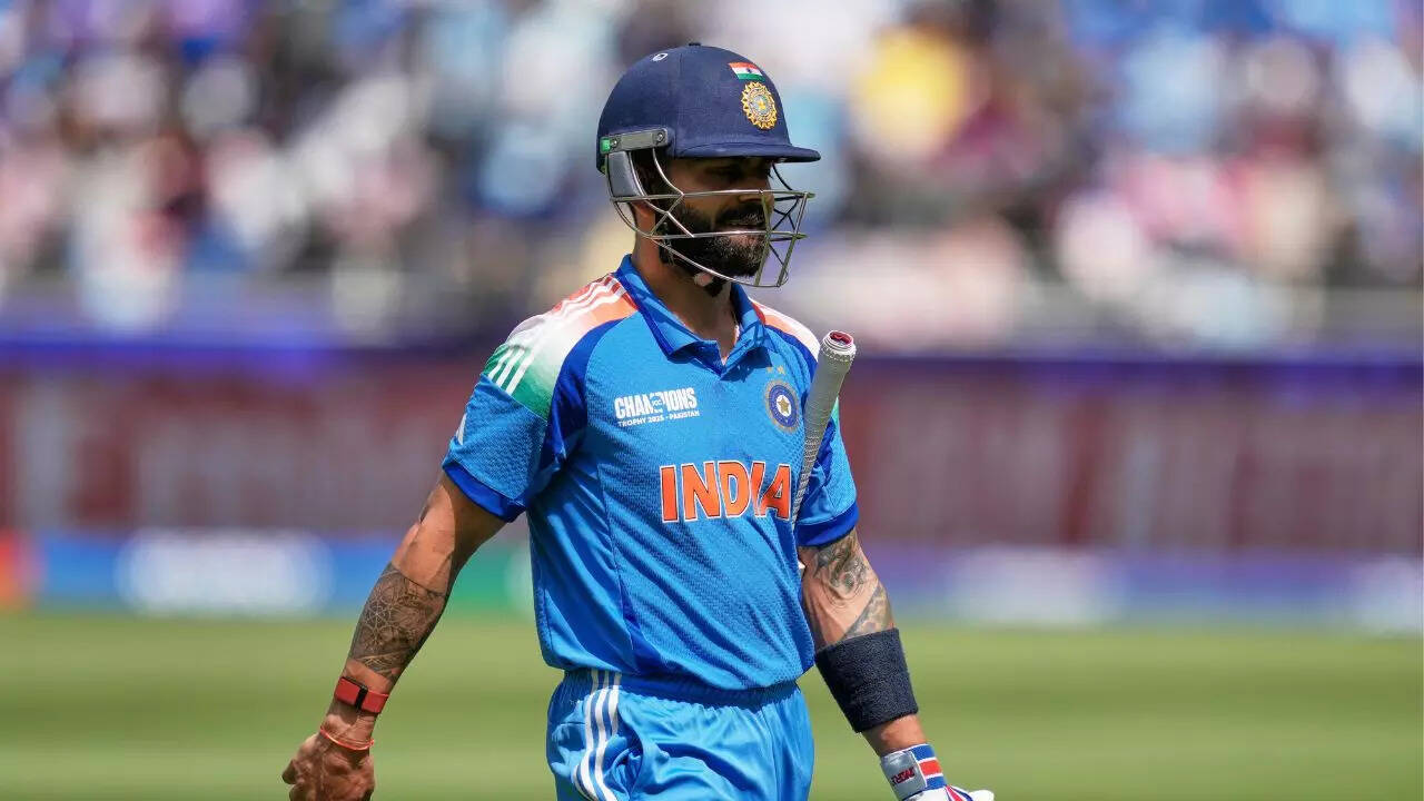 300वें मैच में बनाए इतने रन