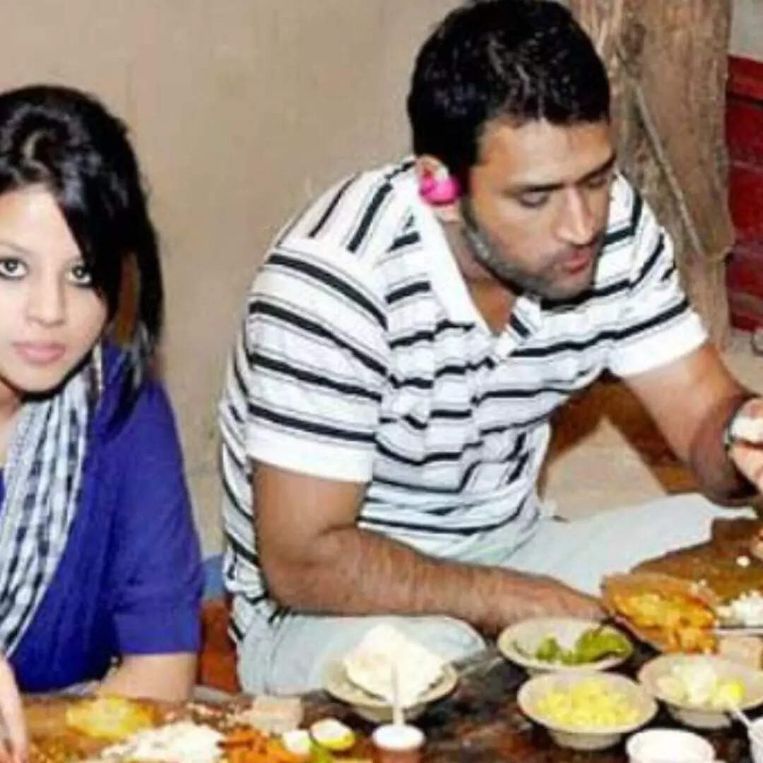 मीठे में खाते हैं ये चीजें