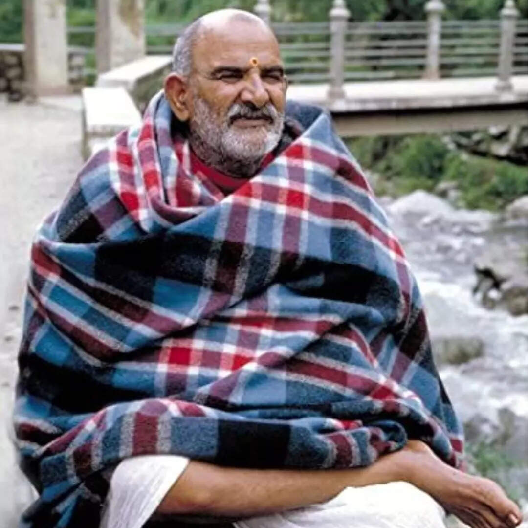 कई सेलिब्रिटी भी कर चुके हैं दर्शन