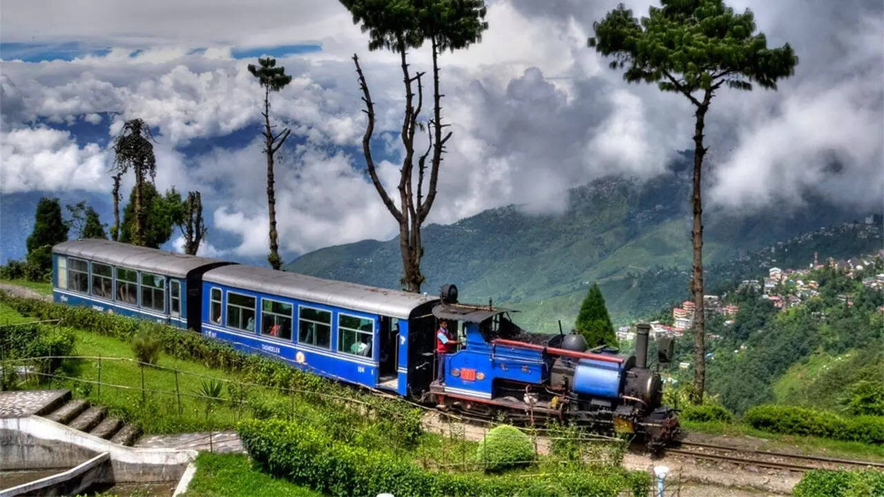 दार्जिलिंग हिमालयन रेलवे