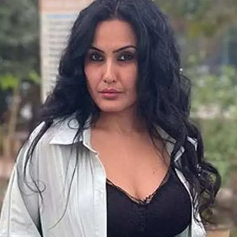 काम्या पंजाबी Kamya Punjabi