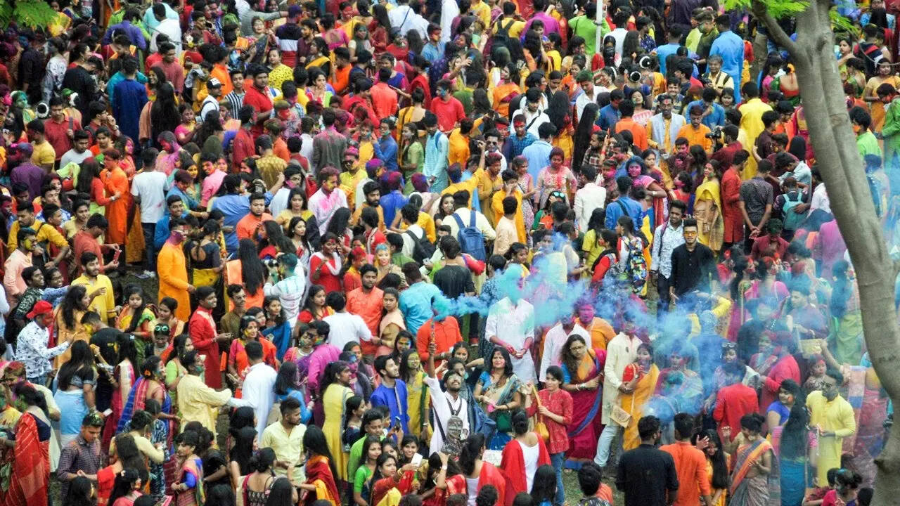 शांति निकेतन की होली