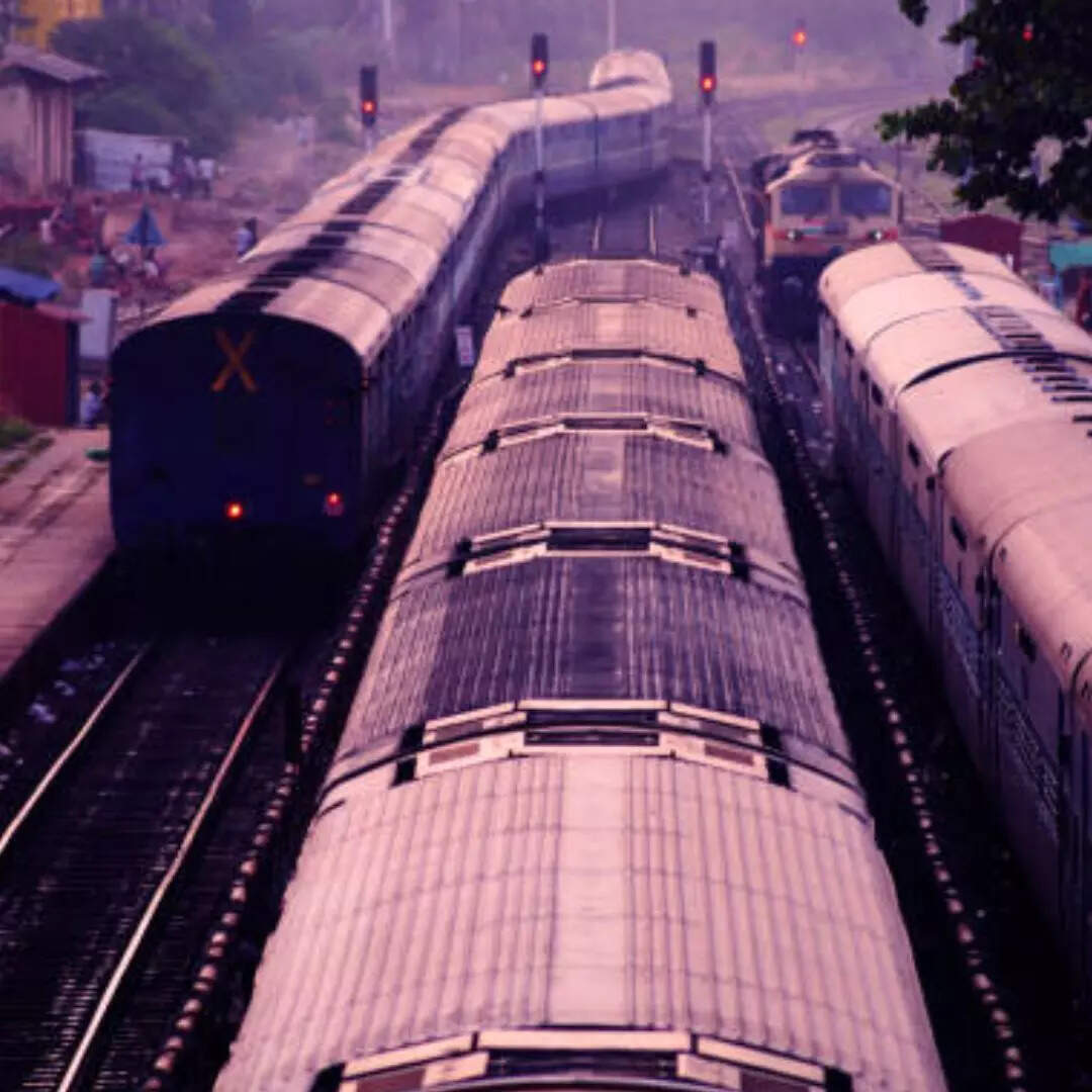 गर्म हवा बाहर निकलती है