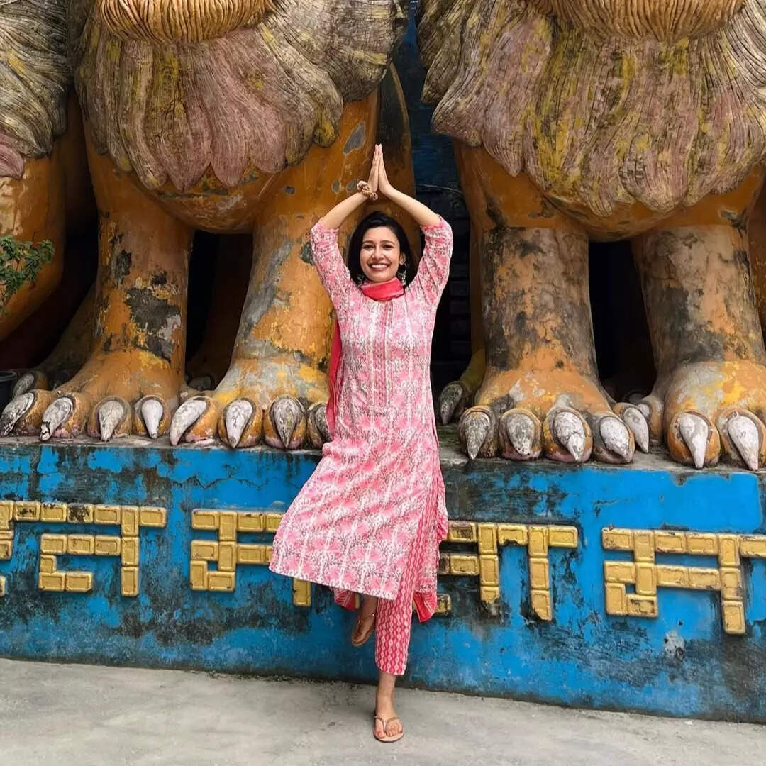 विदेशी भक्तों का तांता