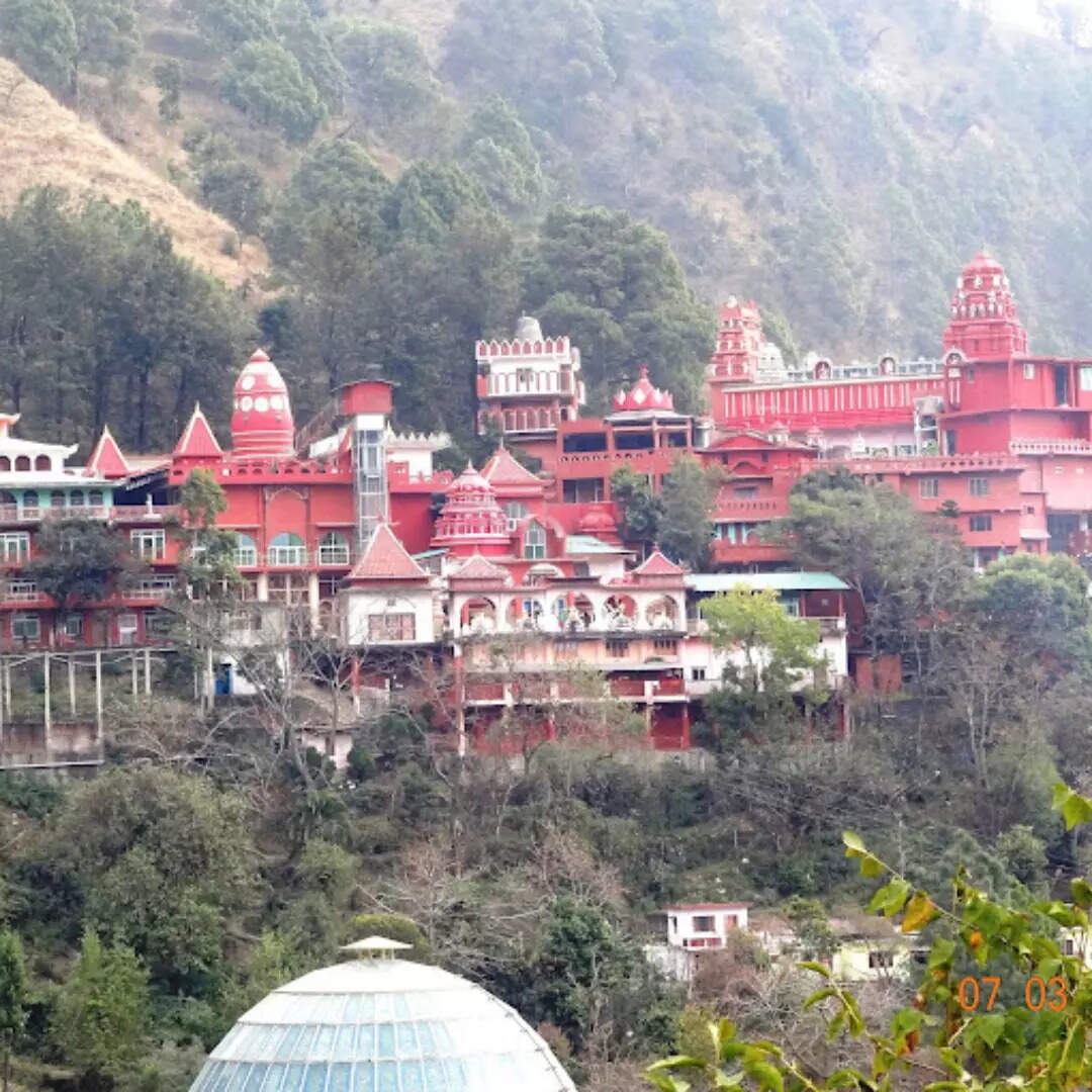 पायलट बाबा आश्रम
