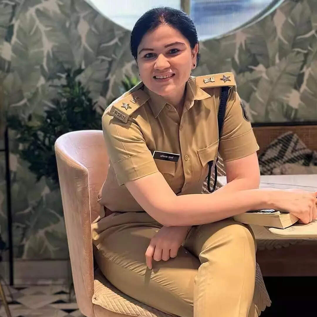 IPS Ankita Sharma Motivational Story wife of Army Major famous for ...