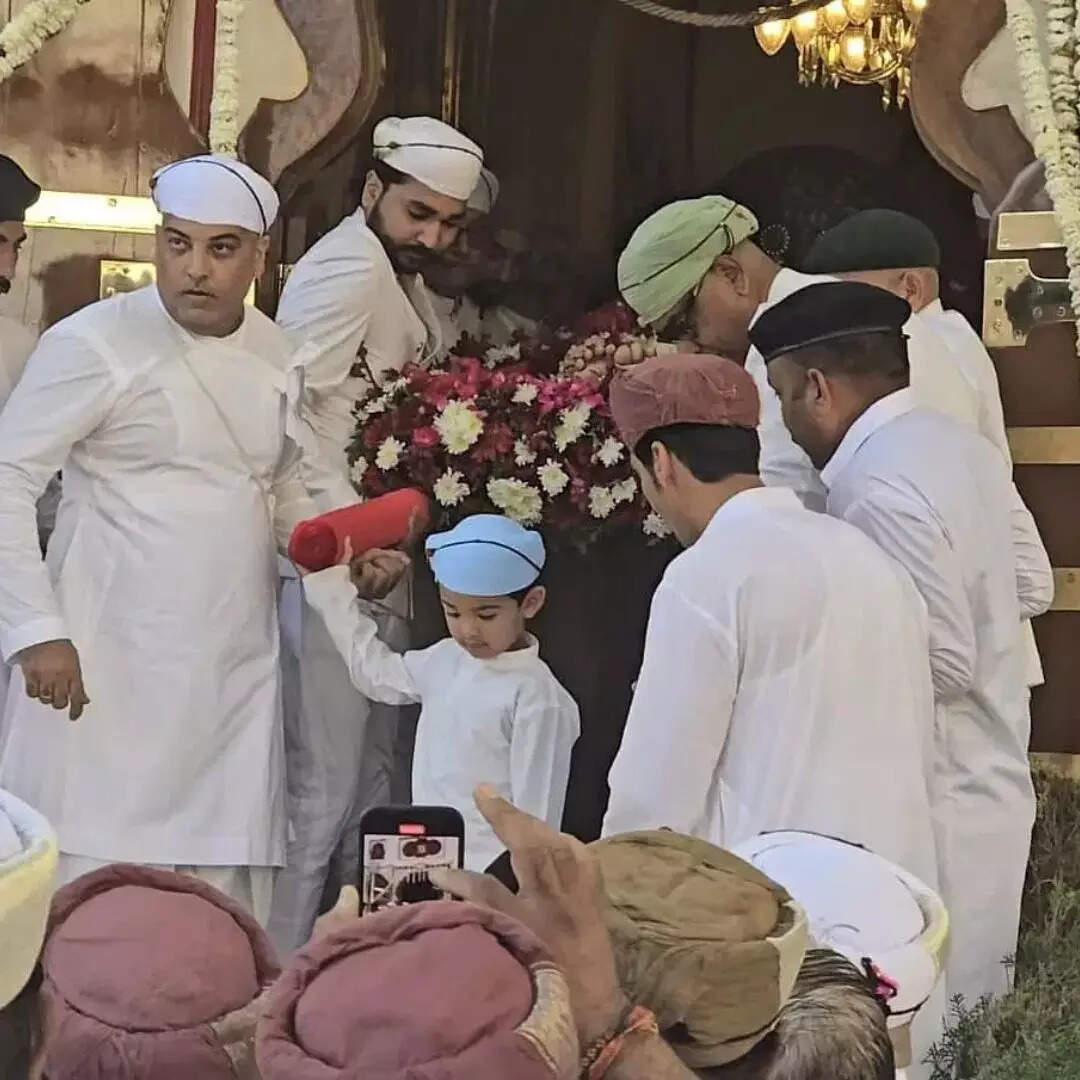 कैसे होता है शाही सदस्यों का अंतिम संस्कार