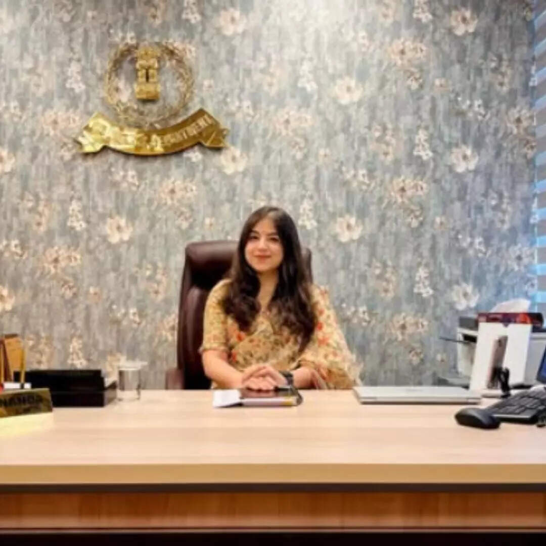 सेल्फ स्टडी से पास कर दिखाया देश की सबसे कठिन परीक्षा