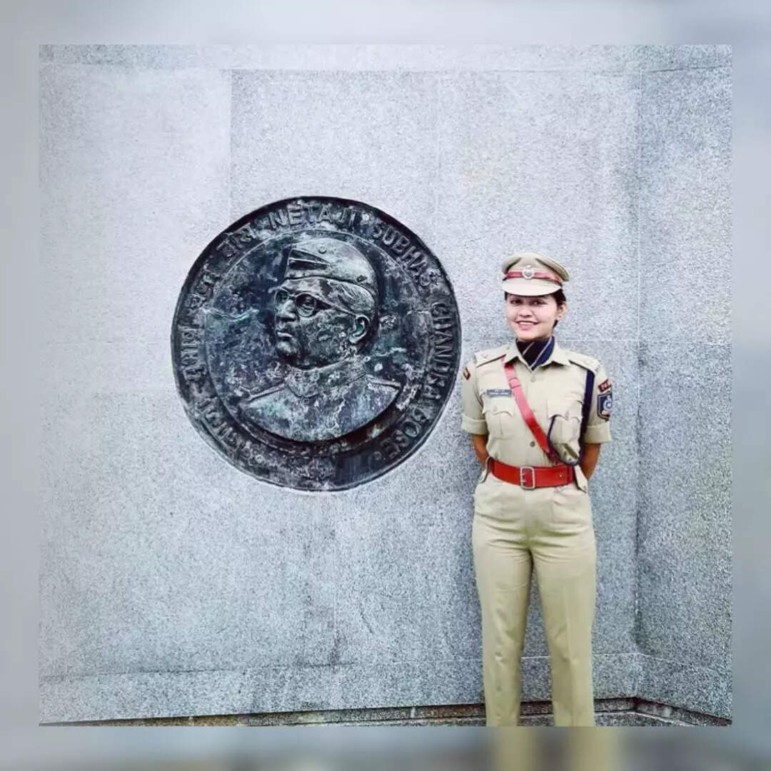 धाकड़ IPS Anshika Verma ने बिना कोचिंग कैसे पास की यूपीएससी