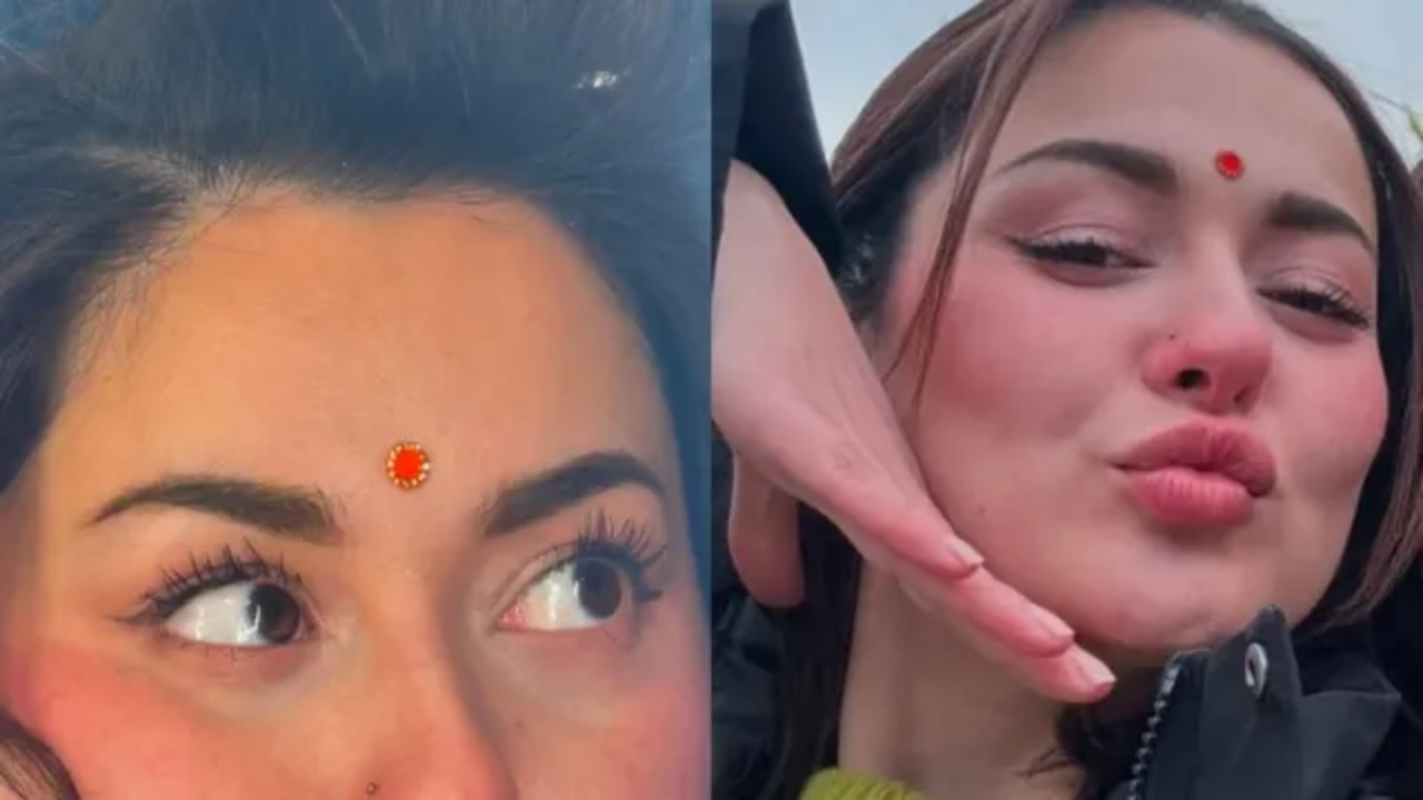 पाकिस्तानी एक्ट्रेस हानिया आमिर ने रमजान के मौके पर लगाई बिंदी तस्वीरें देख लोगों ने लगा दी क्लास