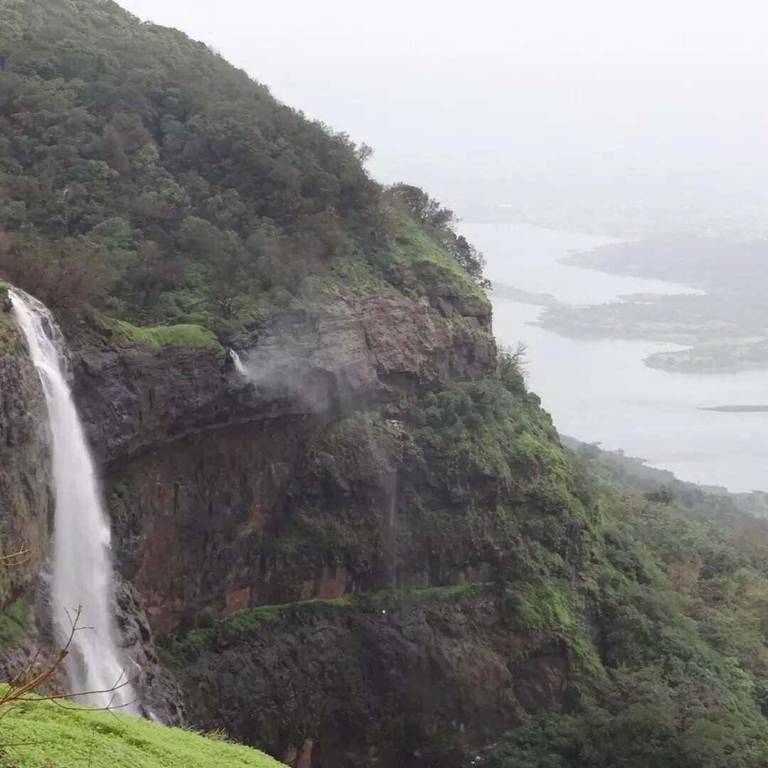 अनिश्चित काल के लिए बंद