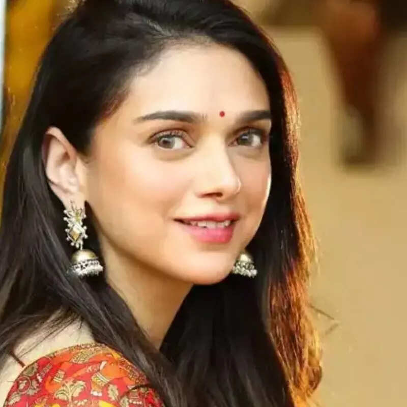 अदिति राव हैदरी Aditi Rao Hydri