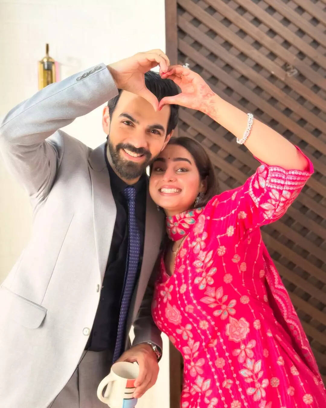 करण वी ग्रोवर Karan Veer Grover