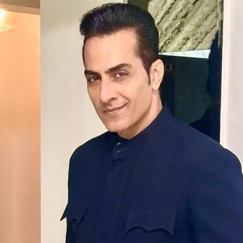सुधांशु पांडे Sudhanshu Pandey