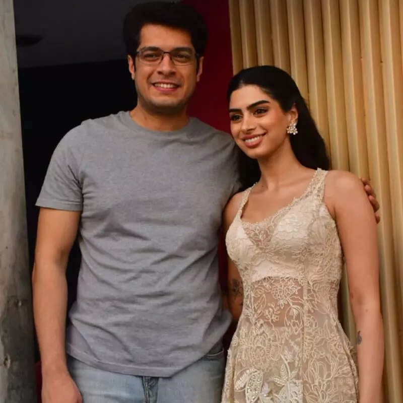 खुशी कपूर-जुनैद खान 