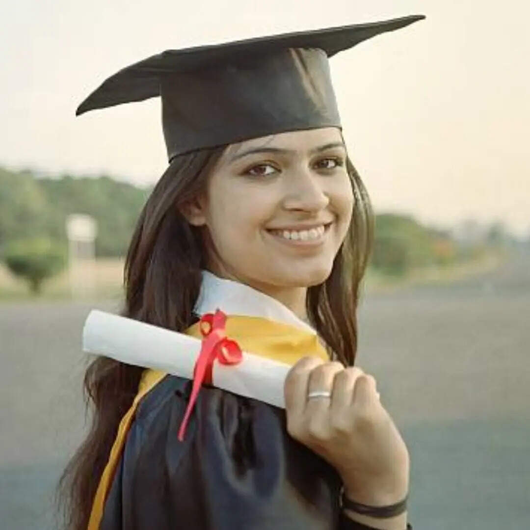 थ्योरिटिकल और प्रैक्टिकल