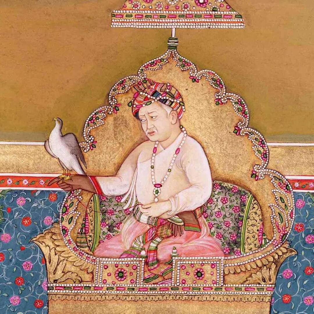 रानियों के भी कपड़े करता था डिजाइन